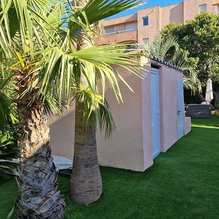 Haut De Villa A 700 Metres De La Plage, Totalement Independant Et Accessible Par Un Escalier Exterieur Sainte-Maxime Bagian luar foto